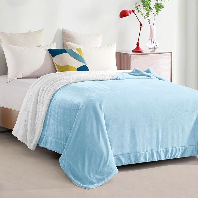 Elegant Comfort Ultra Soft Reversible Flannel Sherpa Blanket - Cozy Silky Fleece Throw for Couch, Bed - Plush Fuzzy Warm Winter Blanket for Gift, Full, Aqua
