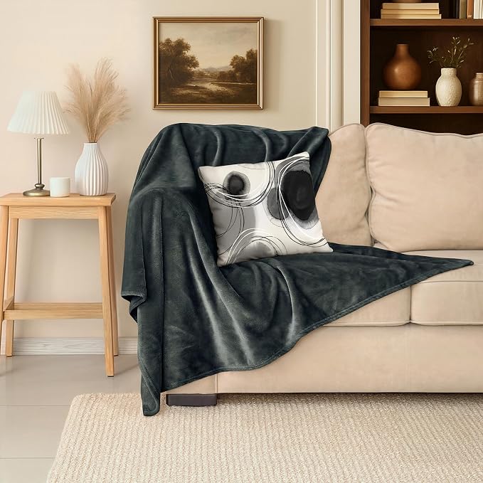 Americanflat 50x60 Fleece Throw Blanket - Soft and Breathable Throw Blanket for Couch, Bed, Chair - Fleece Blankets Perfect for Home, Bedroom, or Outdoor Use - Gray
