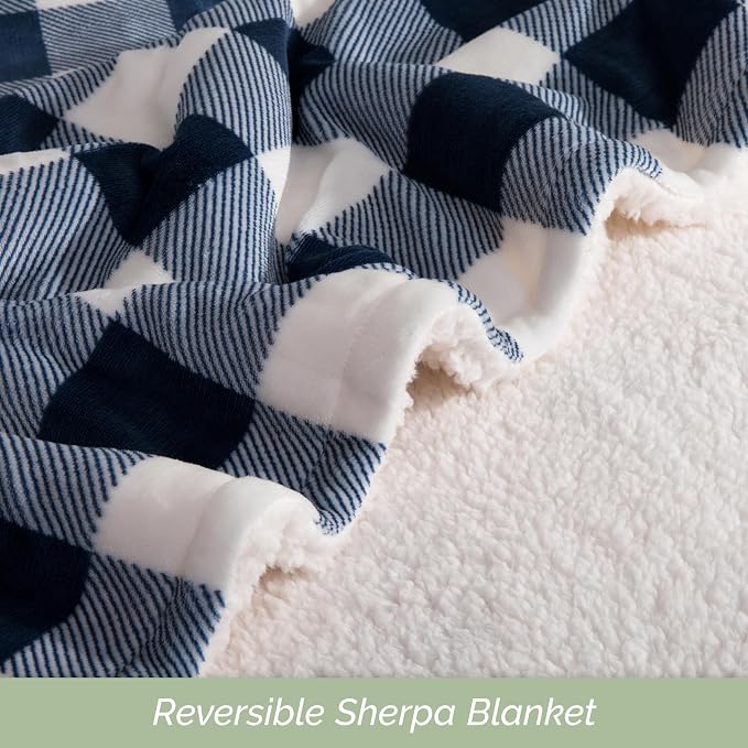 Elegant Comfort Ultra Soft Reversible Buffalo Plaid Flannel Sherpa Blanket - Cozy Silky Checkered Fleece Throw for Couch, Bed - Plush Fuzzy Warm Winter Blanket for Gift, Full, Navy