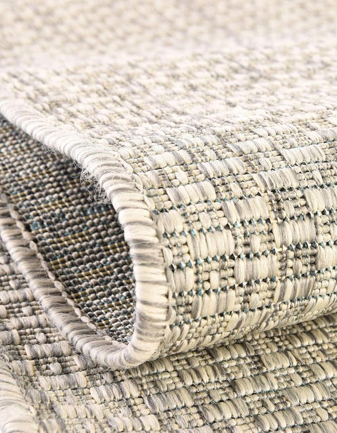 Unique Loom Outdoor Solid Collection Area Rug (6' 1" Square Light Gray/Ivory)
