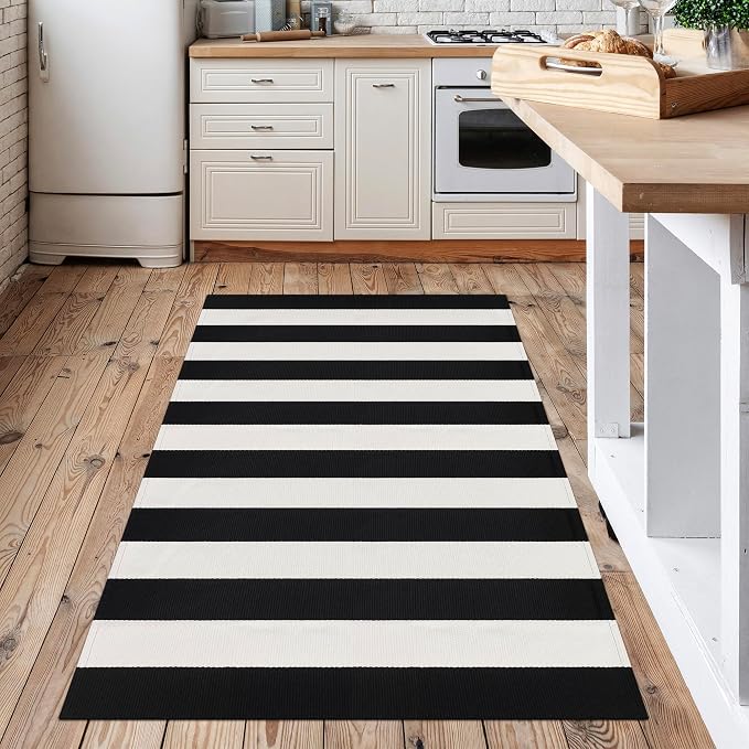 Black and White Striped Rug 3x5 Front Door Mat Cotton Woven Rug Front Porch Decor Washable Indoor Outdoor Rugs for Layered Door Mats Entryway Kitchen Bath Patio Farmhouse Carpet