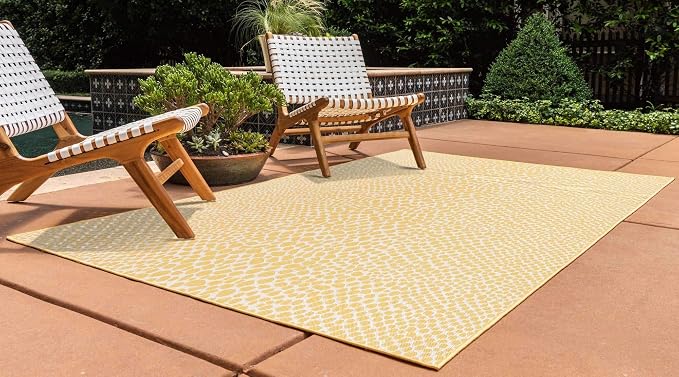 Unique Loom Outdoor Collection Area Rug - Cape Town (7' 1" x 10' Rectangle, Yellow Ivory/ Ivory)