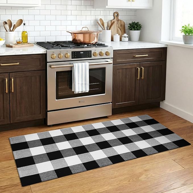 KOZYFLY Buffalo Plaid Area Rugs 2x4.3 Ft Black and White Rug Washable Front Door Mat Woven Cotton Indoor Outdoor Rug for Front Porch Kitchen Entryway Patio Farmhouse Checkered Doormat