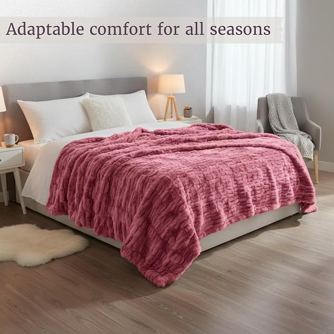 Lavish Home Oversized Ruched Faux Fur Blanket, Pink, 60” x 80” | Plush Polyester Faux Fur Queen-Size Throw for Sofas and Beds - Luxuriously Soft Bedding