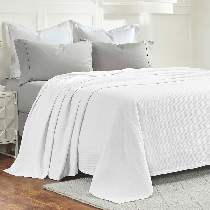 Superior JENA Cotton Blanket, for Picnic, Beach, Traveling or Camping, Bedroom Decor, Essentials, Cover for Bed, Couch, Lounging, Textured Jacquard, Modern Chevron Woven Blanket, Twin, White