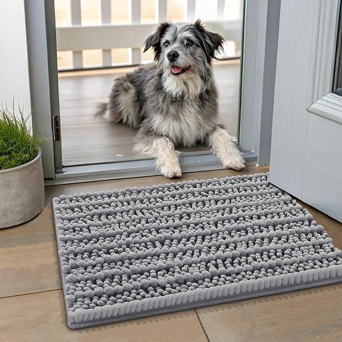 Smiry Dog Door Mat for Muddy Paws 24x16, Absorbent Dirt Trapper, Non-Slip Washable Chenille Entryway Rug for Inside Floor, Grey, Layered Pattern