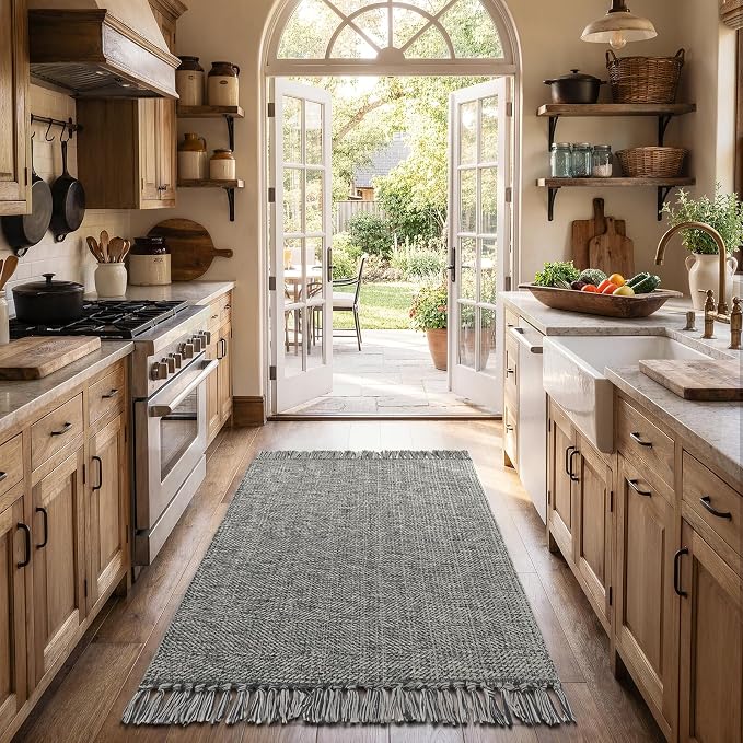 Collive 3' x 5' Indoor Outdoor Rug, Modern Farmhouse Entryway Rug Boho Porch Rugs, Grey Hand-Woven Washable Kitchen Mats Braided Front Door Mat for Patio Bedside Nursery Decor