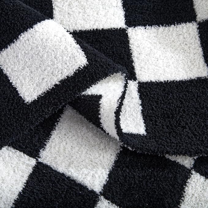 Elegant Comfort Checkered Throw Blanket, Black Super Soft Cozy Fluffy Warm Throw Blankets for Couch, Sofa, Chair, Bed, Camping, Picnic, Travel Lightweight Bed Blanket (50" x 70")