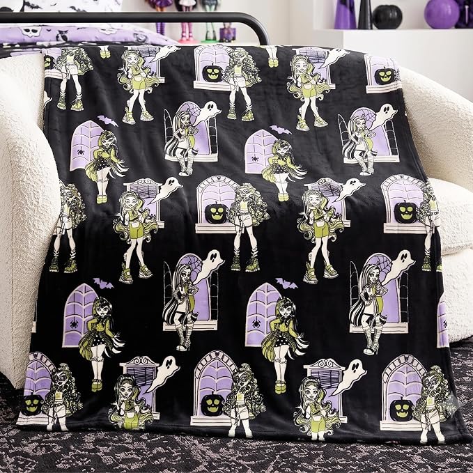 Monster High Halloween Throw, Super Soft Cozy Plush Blanket, 50" x 70", (Officially Licensed Product) by Franco