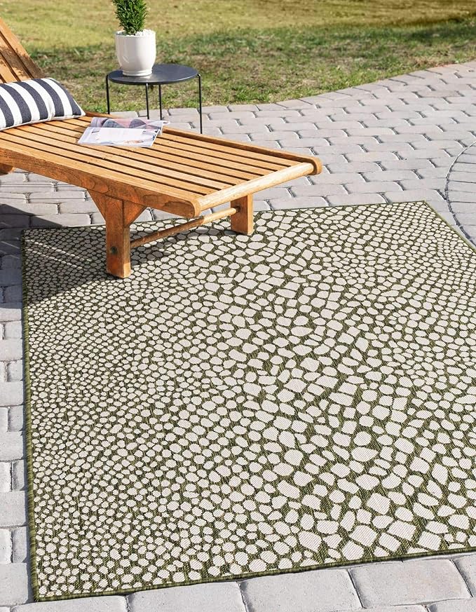 Unique Loom Outdoor Collection Area Rug - Cape Town (5' 3" x 8' Rectangle, Green/ Ivory)
