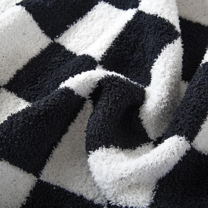 Elegant Comfort Checkered Throw Blanket, Black Super Soft Cozy Fluffy Warm Throw Blankets for Couch, Sofa, Chair, Bed, Camping, Picnic, Travel Lightweight Bed Blanket (50" x 70")