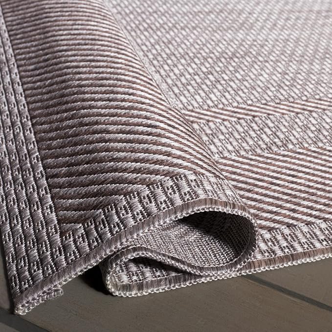SAFAVIEH Courtyard Outdoor Accent Rug 2'3"x4', Beige & Brown CY8477-36312
