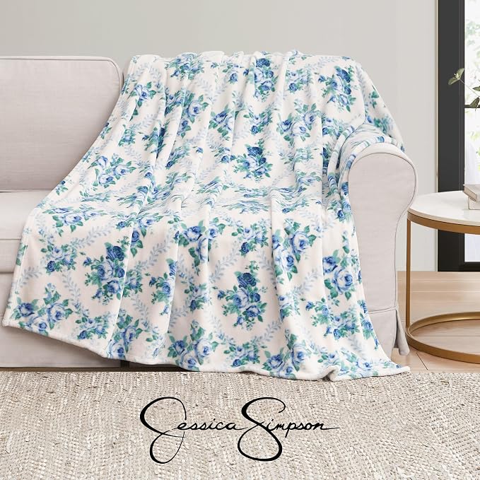 Jessica Simpson Oversized 60"X70" Plush Throw Blanket, Braelyn Blue Roses