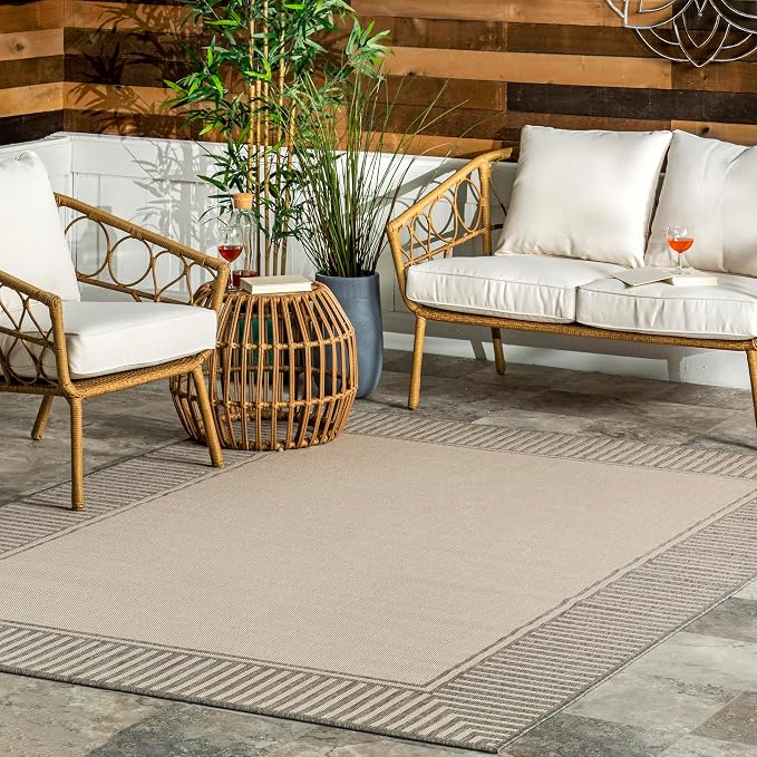 Nuloom Asha Light Grey/Ivory, 4' x 6', Casual, Striped Border, Soft and Cozy, High Traffic, Easy Clean, Durable Area Rug for Indoor/Outdoor Patio, Deck, Porch, Garden, Courtyard