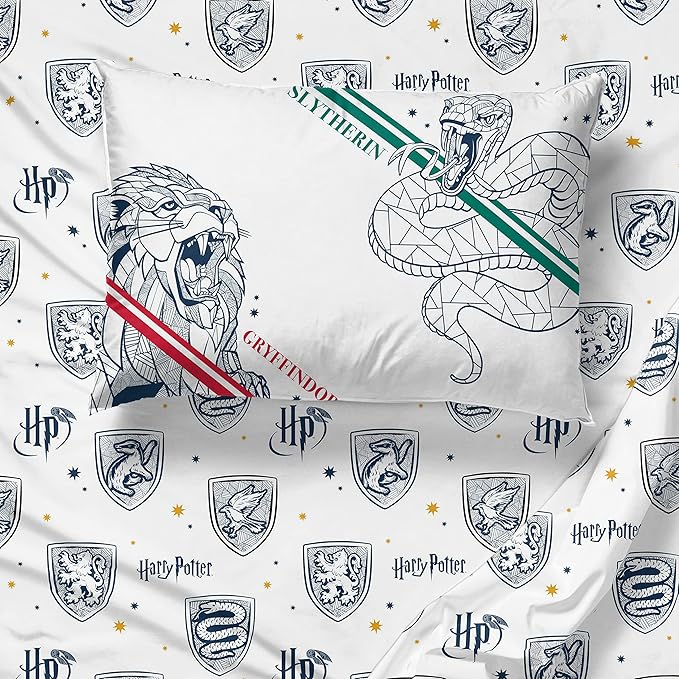Harry Potter Twin Comforter Set 5 Piece Kids Bedding, Gray | Hogwarts, Bed in a Bag, Comforter Sheets Sham Pillowcase, Official Brand, Soft Microfiber, Machine Washable, Kids Gift