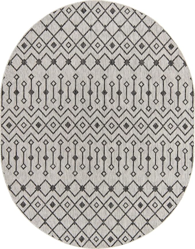 Unique Loom Outdoor Trellis Collection Area Rug - Tribal Trellis (7' 10" x 10' Oval, Gray/ Black)