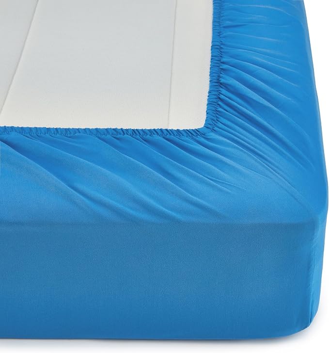 Amazon Basics 7-Piece Soft, Easy-Wash Microfiber Kid's Bed-in-a-Bag Bedding Set with Sheet and Comforter, Full/Queen, Blue, Soft Solid