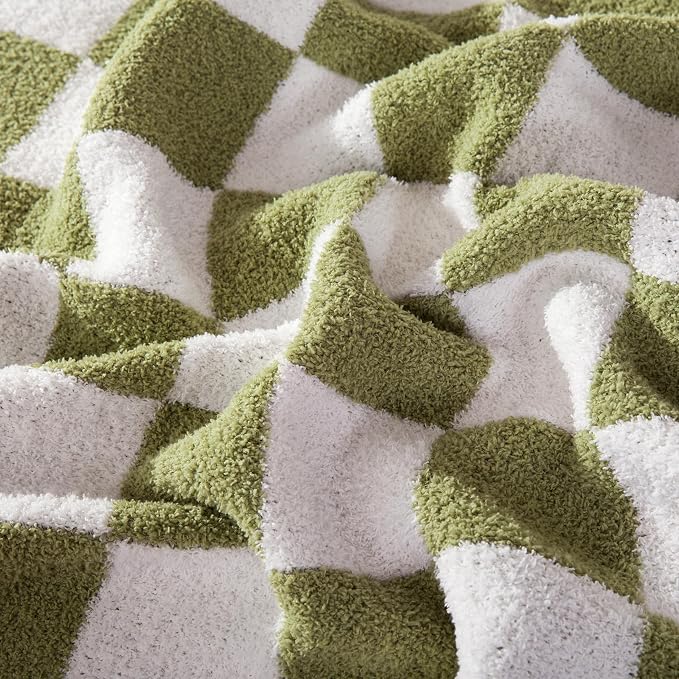 Elegant Comfort Checkered Throw Blanket, Sage Green Super Soft Cozy Fluffy Warm Throw Blankets for Couch, Sofa, Chair, Bed, Camping, Picnic, Travel Lightweight Bed Blanket (50" x 70")