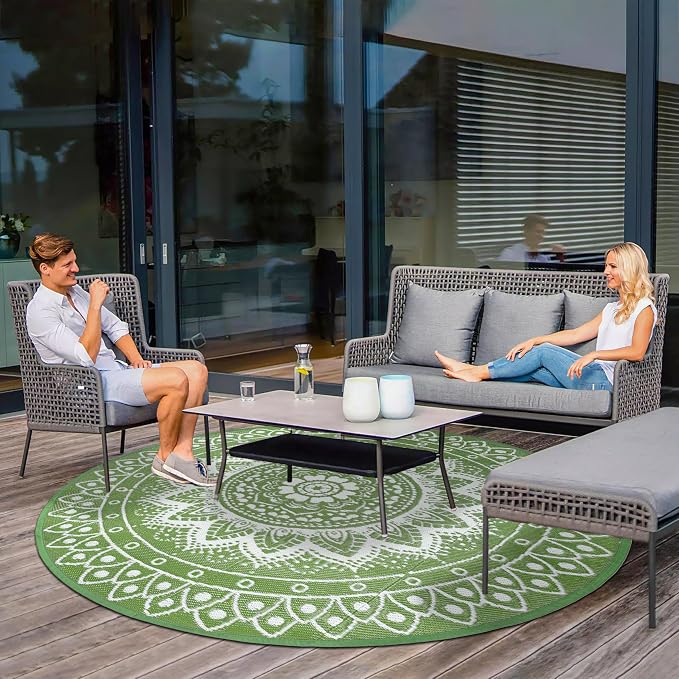 Round Outdoor Rugs for Patios, 8Ft Waterproof Reversible Plastic Straw Mat with Carry Bags, Boho Lightweight Outdoor Carpet Portable Round Floor Mat for Patio Camping Picnic Backyard RV,Green & White