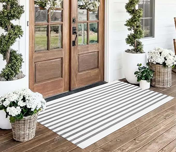 Grey and White Outdoor Rug 2'x4.3',Striped Front Porch Rug Cotton Woven Washable Indoor Outdoor Doormat Farmhouse Small Area Rug for Porch/Entryway/Home Entrance Decor