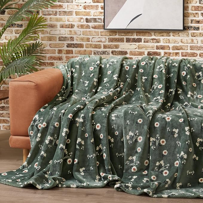 Lucky Brand Daisy Green Floral 66"X90" Cozy Plush Blanket - Premium Microfiber Throw for Luxurious Comfort and Style Twin/Twin XL Size