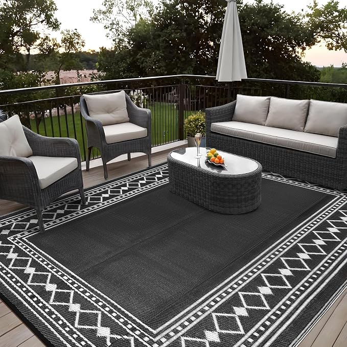 Large Outdoor Rug – 10x14ft Waterproof Reversible Plastic Straw Patio Carpet, Modern Edge, Lightweight, Collapsible – Black and White – Specification