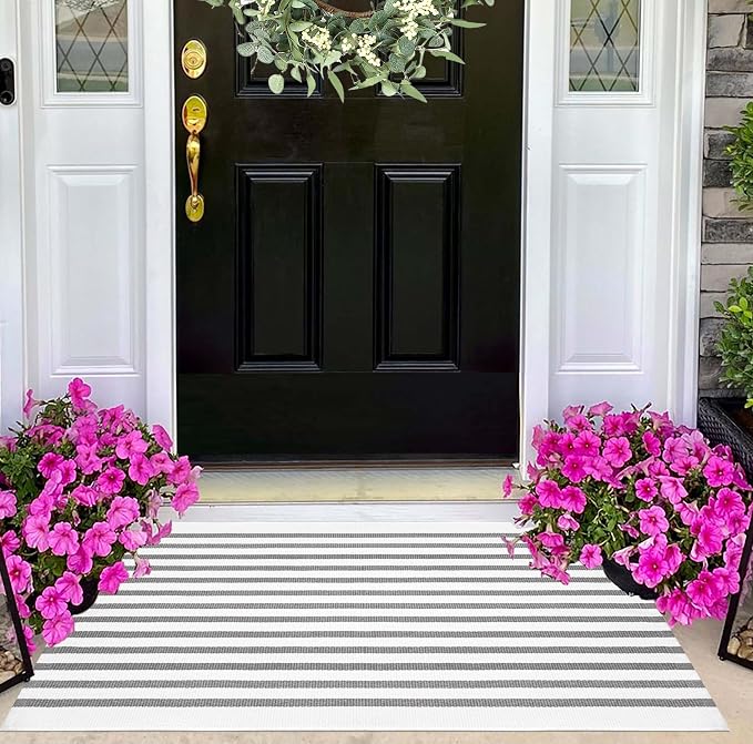 Grey and White Front Door Mat Outdoor,2x3 Ft Striped Small Area Rug Cotton Woven Washable Farmhouse Layered Door Mats for Entryway/Porch Decor/Kitchen/Home Entrance