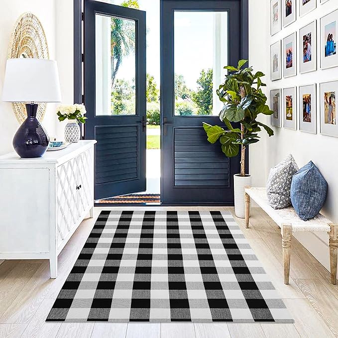 KILOCOCO Buffalo Plaid Checkered Rug 4x6 ft Black White Front Door Rug | Machine Washable Front Porch Rug, Outdoor Rugs, Indoor Living Room Rug, Cotton Low Pile Rugs for Kitchen Patio Dining Room