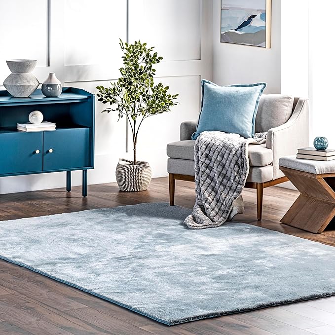 nuLOOM Loni Light Blue Solid Washable Area Rug, 4' x 6'