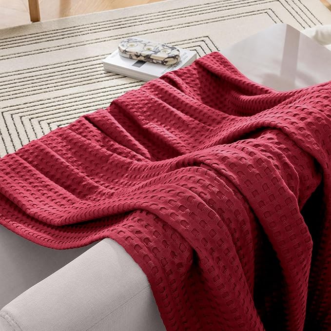 Elegant Comfort Premium 100% Cotton Waffle Blanket - Lightweight Breathable Waffle Weave Bed Blanket - Soft and Warm All Season Blanket for Couch, Sofa and Bed, King Size 90x108 Inches, Burgundy