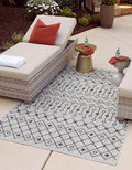 Unique Loom Outdoor Trellis Collection Area Rug - Tribal Trellis (3' 3" x 5' 3" Rectangle, Gray/ Black)
