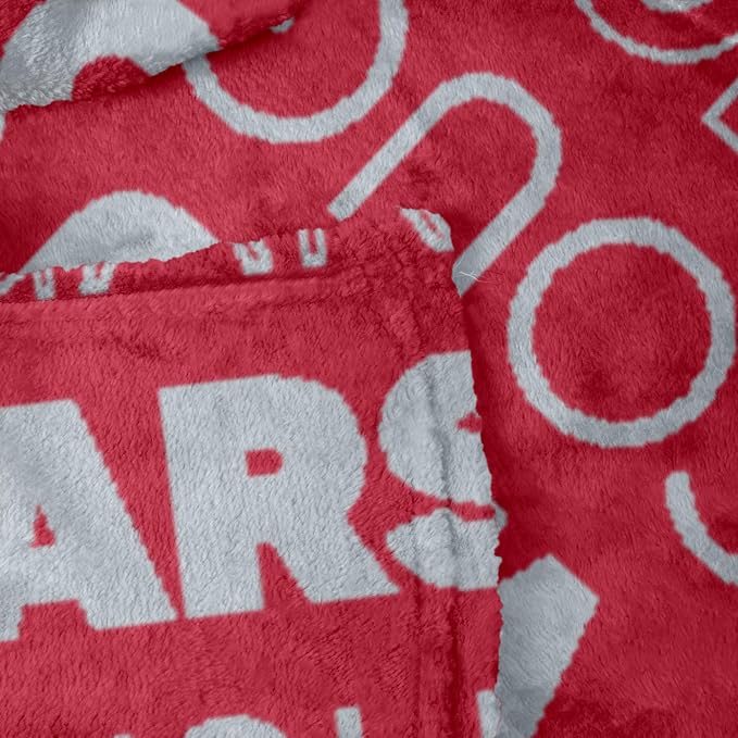 Logo Brands NCAA Classic Fleece Throw Blanket -50” x 60” Ultra-Soft Game Day Blanket with Bold Team Colors & Logo – Cozy College Team Bedding for Fans & Alumni
