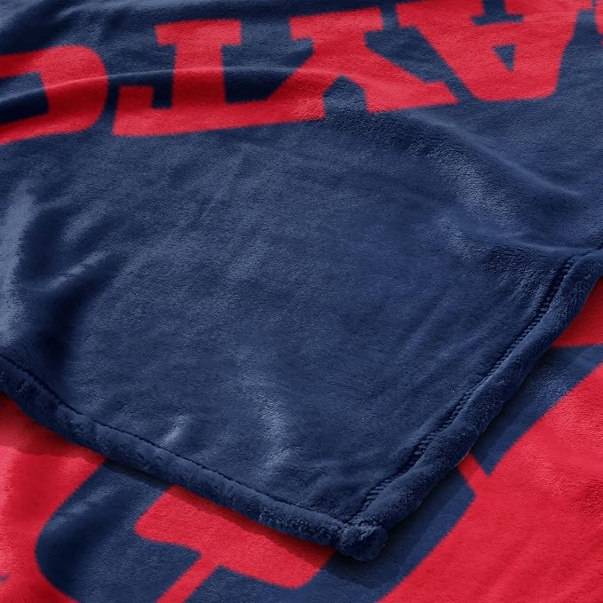 Northwest NCAA Silk Touch Throw Blanket, Ultra Soft Plush Polyester, Lightweight Warm Decorative Fan Gift, 46 x 60 in