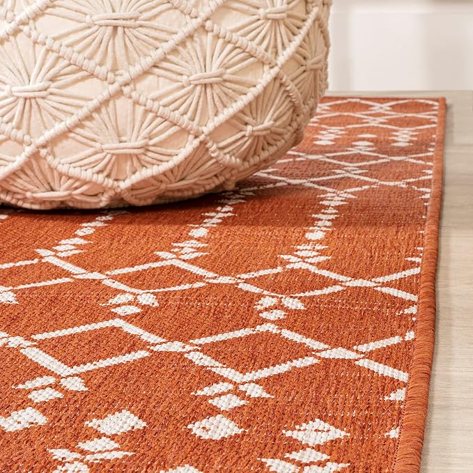 JONATHAN Y Moroccan Geometric Indoor Outdoor Runner Rug 2X10 Orange/Cream, Ourika Textured Weave for Backyard, Patio, Porch, Easy-Cleaning, High Traffic, Pet-Friendly, Non-Shedding (SMB108P-210)