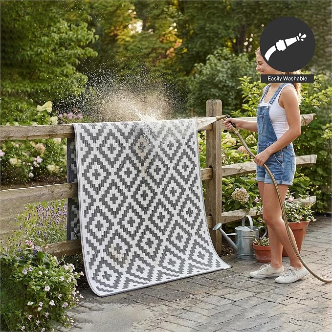 FH Home Outdoor Rug - Waterproof, Fade Resistant, Reversible - Premium Recycled Plastic - Geometric - Porch, Deck, Balcony, Mudroom, Laundry Room, Patio - Aztec - Gray & White Crease Free - 3 x 5 ft