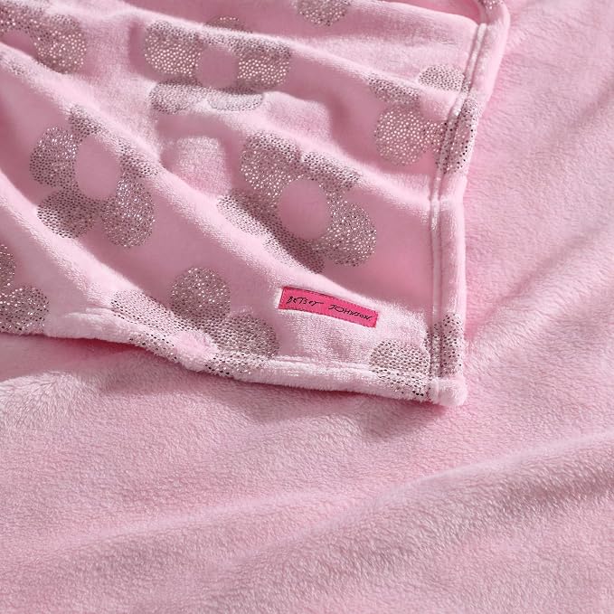 Betsey Johnson - Blanket, Buttery-Soft Throw Blanket for Couch or Bed, Boldly Plush & Oversized Bedding (Retro Daisy Pink, 50" x 70")