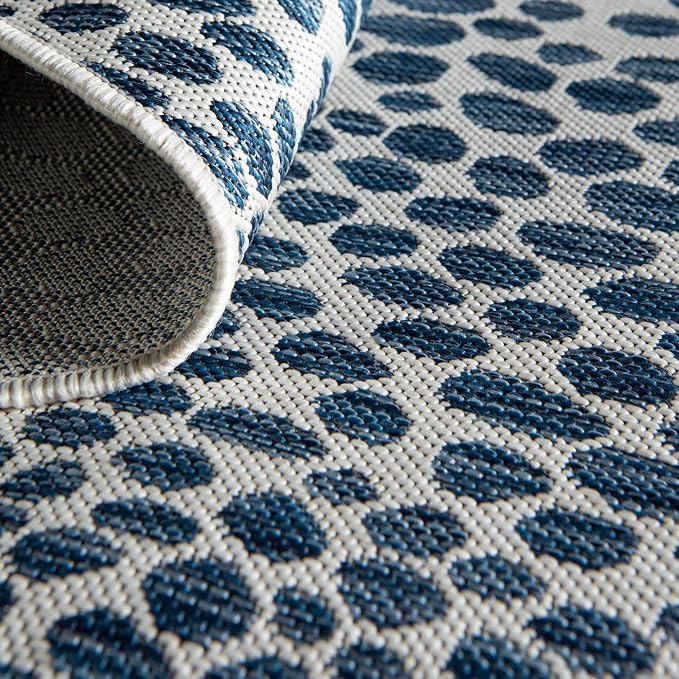 Unique Loom Outdoor Collection Area Rug - Cape Town (7' 10" x 10' Oval, Blue/ Olive)
