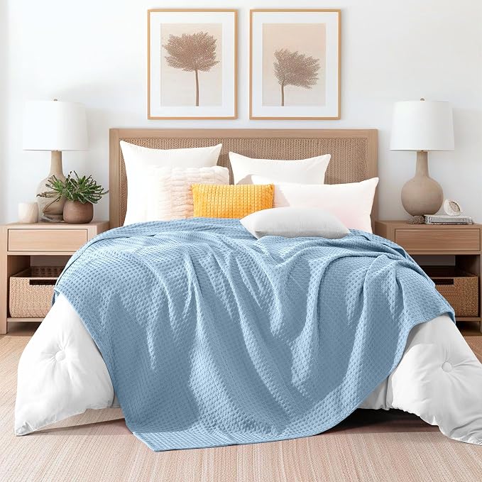 Elegant Comfort Premium 100% Cotton Waffle Blanket - Lightweight Breathable Waffle Weave Bed Blanket - Soft and Warm All Season Blanket for Couch, Sofa and Bed, King Size 90x108 Inches, Light Blue