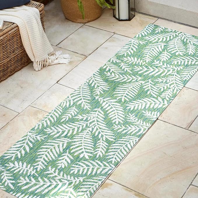 JONATHAN Y Palm Frond Indoor Outdoor Runner Rug 2X8 Cream/Green, Nevis for Backyard, Patio, Porch, Easy-Cleaning, High Traffic, Pet-Friendly, Non-Shedding (SMB119G-28)