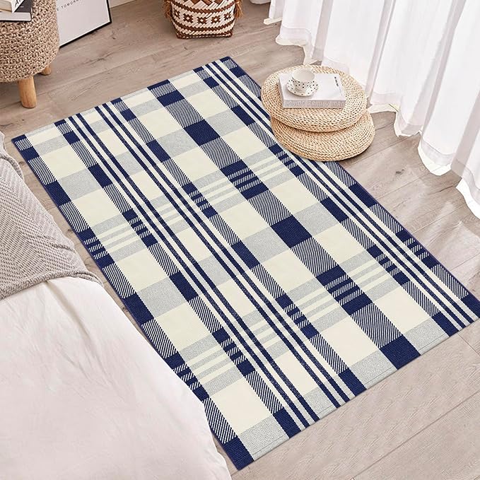 Buffalo Plaid Rug 3x5 Cotton Woven Buffalo Check Rug Navy and Off White Front Porch Doormat Checkered Outdoor Washable Indoor Outdoor Area Rug Layered Door Mats Carpet for Entryway Kitchen Farmhouse