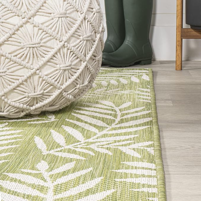 JONATHAN Y Palm Frond Indoor Outdoor Square Area Rug 5X5 Green/Cream, Nevis for Backyard, Patio, Porch, Easy-Cleaning, High Traffic, Pet-Friendly, Non-Shedding (SMB119D-5SQ)