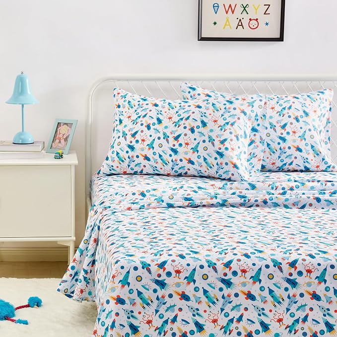 Amazon Basics Kid's Soft Easy-Wash Microfiber 4-Piece Sheet Set with Pillowcase, Queen, Cosmic Adventure