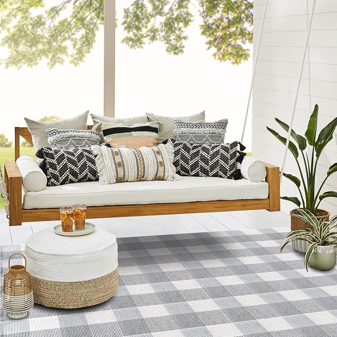 SEEKSEE Buffalo Plaid Rug 4' x 6' Gray and White Large Front Door Mat, Layering Area Rug, Washable Rug for Outdoor Patio Entryway Indoor Living Room Kitchen Dining Room Decor