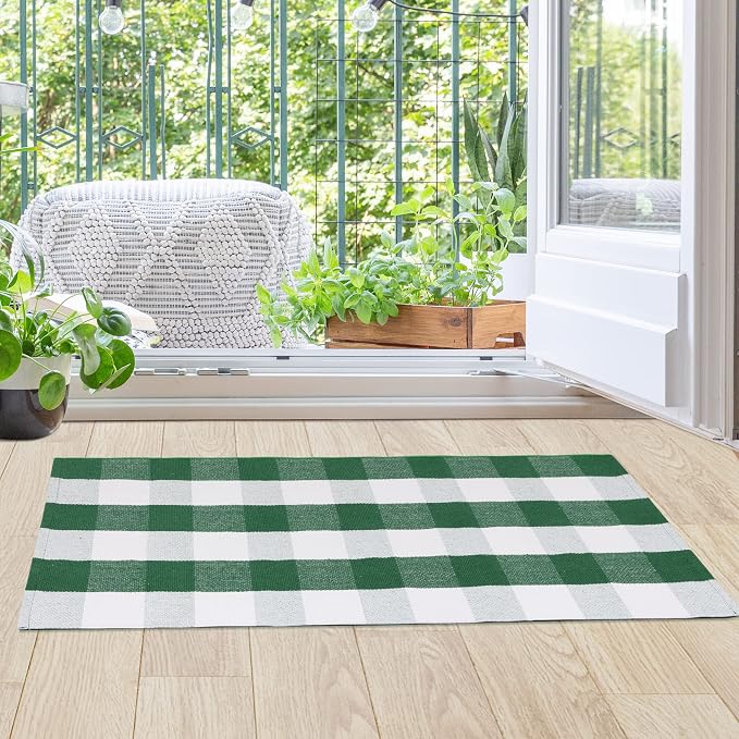 uxcell Buffalo Check Rug,Plaid Outdoor Rug,Layered Door Mat,Cotton Gingham Rugs,Floor Mat for Front Porch/Runner/Bedroom/Kitchen/Farmhouse 51"x24" Green & White
