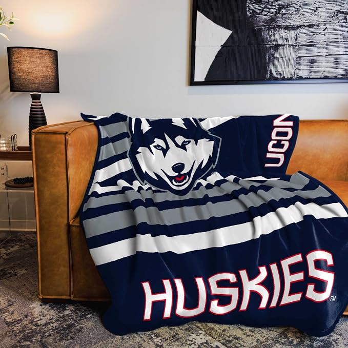 Logo Brands NCAA Raschel Throw Blanket – 50 x 60 Soft Fleece Blanket, Officially Licensed Collegiate Design, Cozy Throw for Tailgating, Game Day, & Home Décor