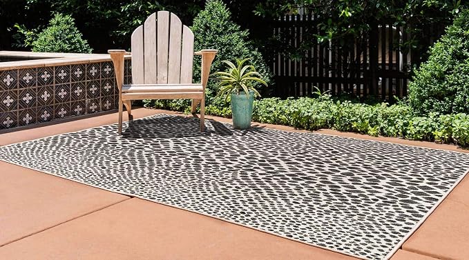 Unique Loom Outdoor Collection Area Rug - Cape Town (9' x 12' Rectangle, Black/ Ivory)