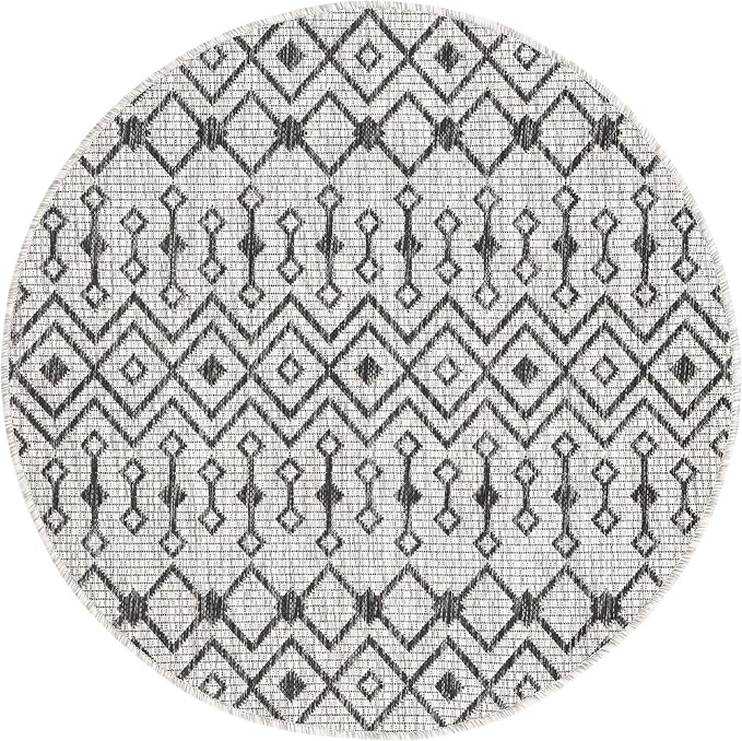 Unique Loom Outdoor Trellis Collection Area Rug - Tribal Trellis (3' 3" Round, Gray/ Black)