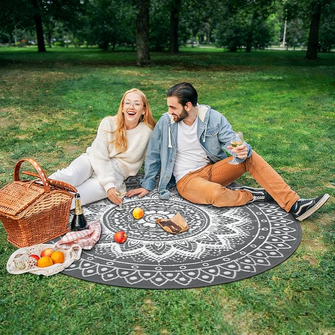 Round Outdoor Rugs for Patios, 6Ft Waterproof Reversible Plastic Straw Mat with Carry Bags, Boho Lightweight Outdoor Carpet Portable Round Floor Mat for Patio Camping Picnic Backyard RV,Grey & White