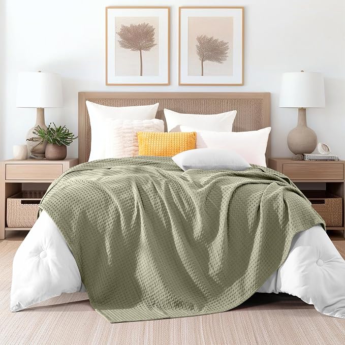 Elegant Comfort Premium 100% Cotton Waffle Blanket - Lightweight Breathable Waffle Weave Bed Blanket - Soft and Warm All Season Blanket for Couch, Sofa and Bed, King Size 90x108 Inches, Sage