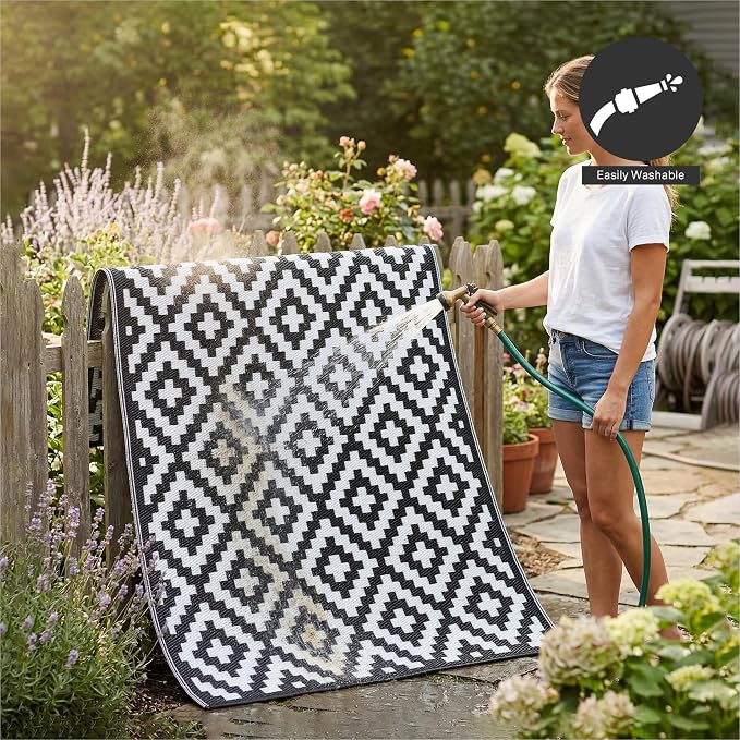 FH Home Outdoor Rug - Waterproof, Fade Resistant, Reversible - Premium Recycled Plastic - Geometric - Patio, Porch, Deck, Balcony - Aztec - Black & White Crease Free - 5 x 8 ft